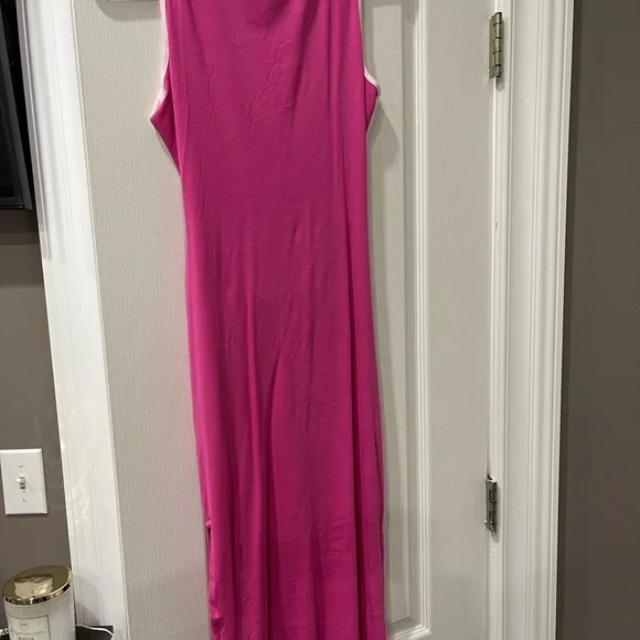 Pink color block dress - Picture 2 of 2